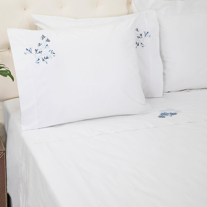 Percale Suez White Cobalt Sheet Set - NetDécor
