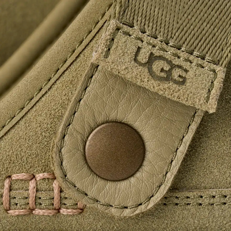 UGG Mens Goldencoast Clog ll - Muted Brass / Magnolia Leaf