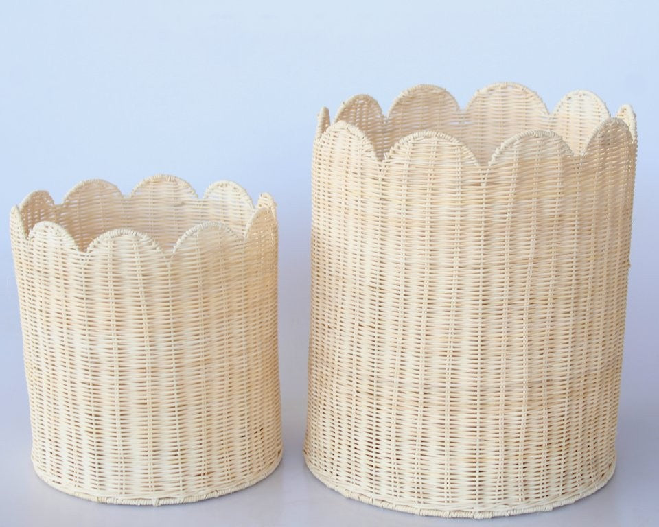 Set of 2 Rattan Scalloped Baskets
