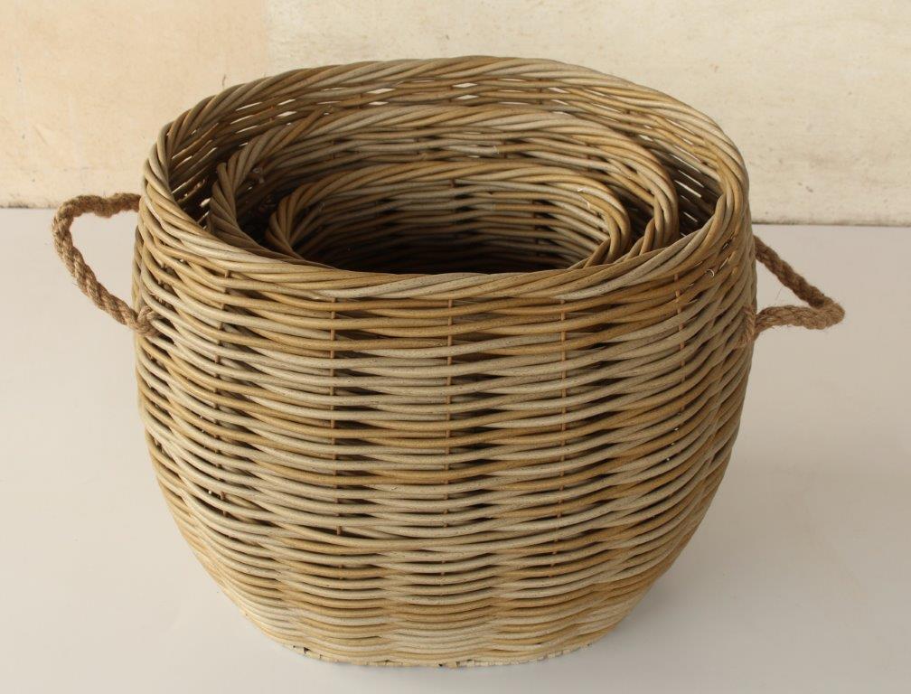 Set of 3 Synthetic Rattan Oval Outdoor Baskets