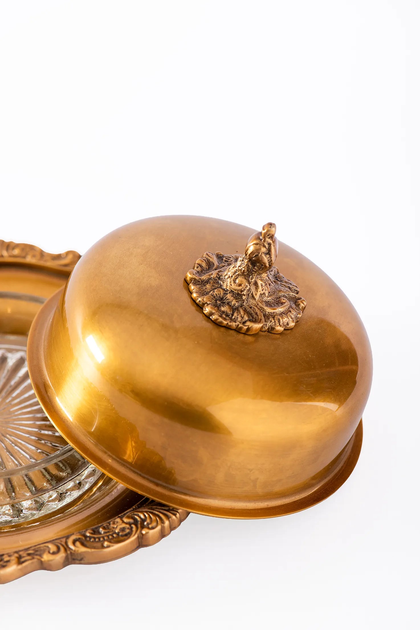 BUTTER DISH PALACE ANTIQUE BRASS
