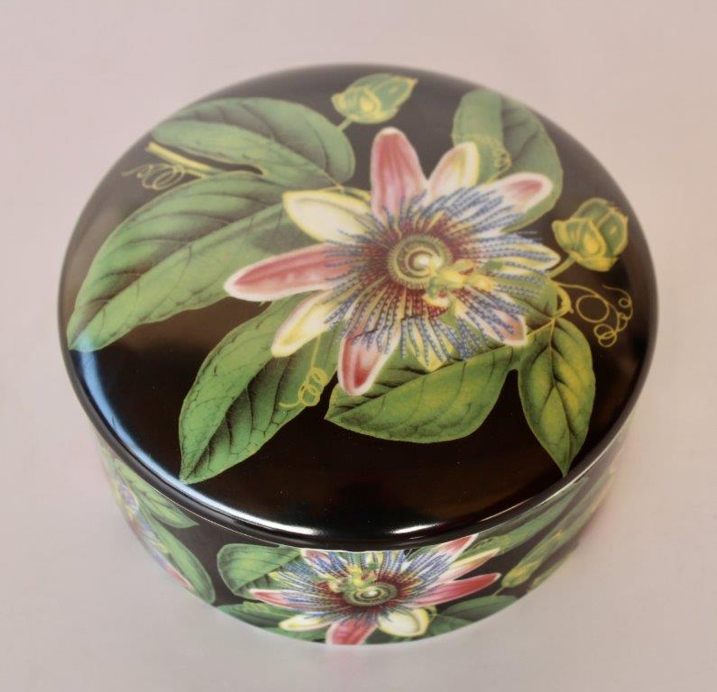 Round Flat Black Granadilla Box with Lid