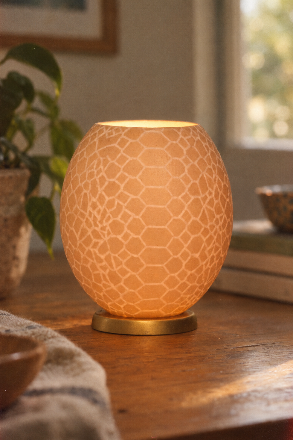 THE SNAKE - Ostrich Eggshell Tealight Holder