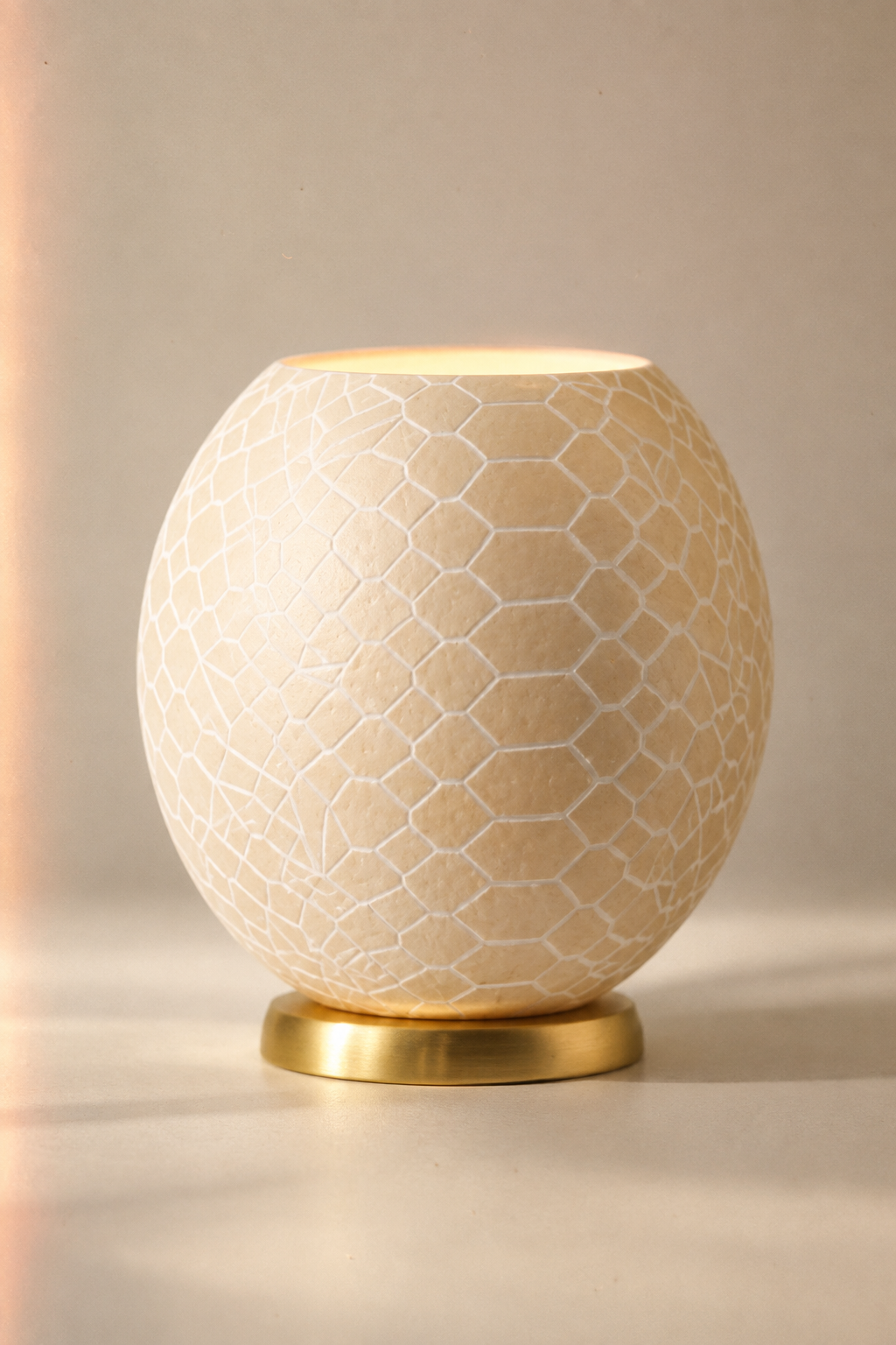THE SNAKE - Ostrich Eggshell Tealight Holder