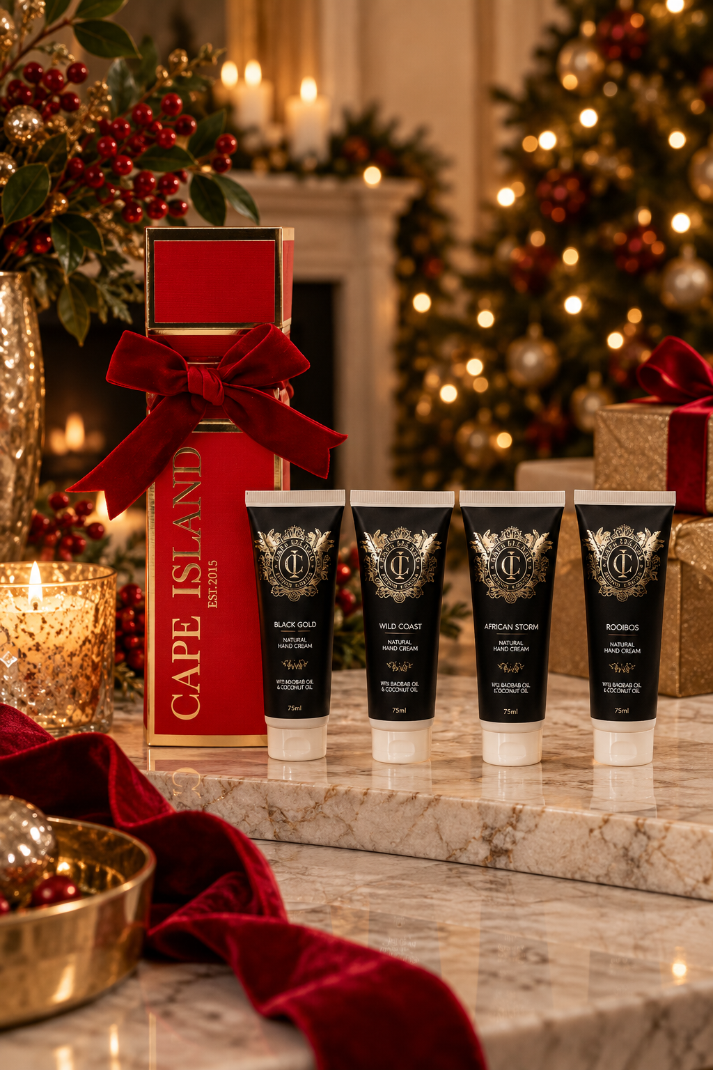 Red Cracker with hand cream 75ml - Set of 4