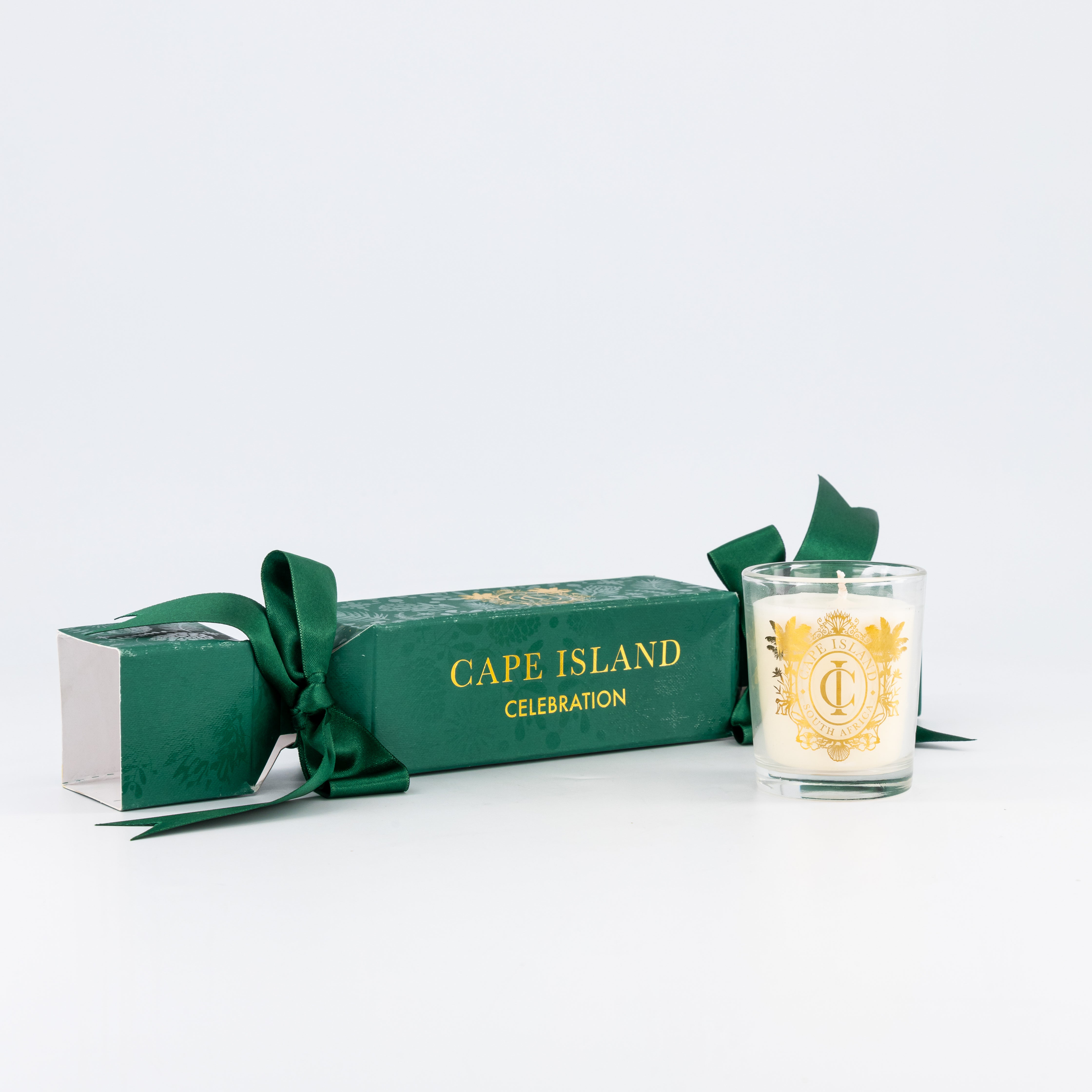 Cape Island - Celebration Candle - Green Christmas Cracker