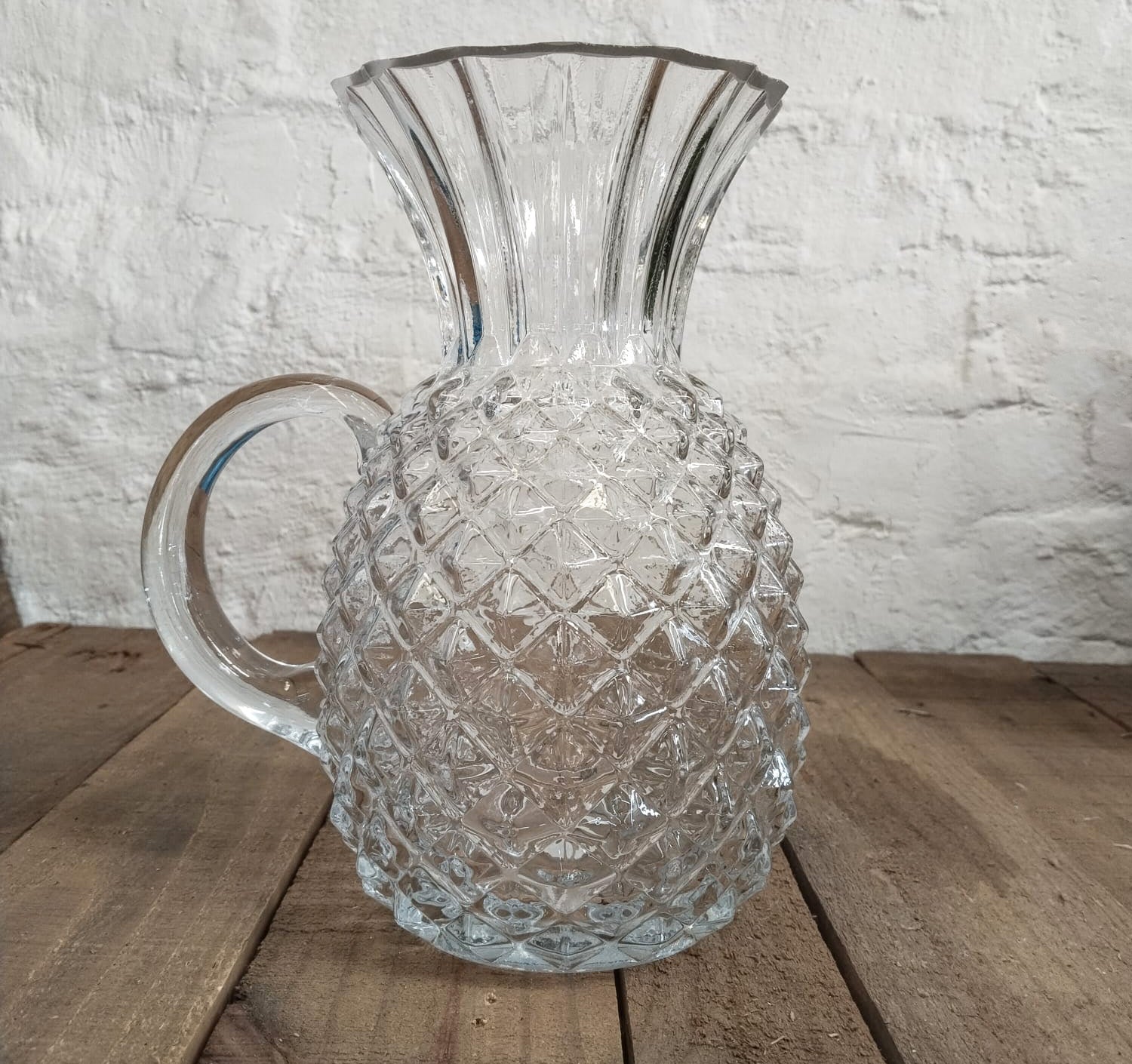 Queen Pine Glass Jug