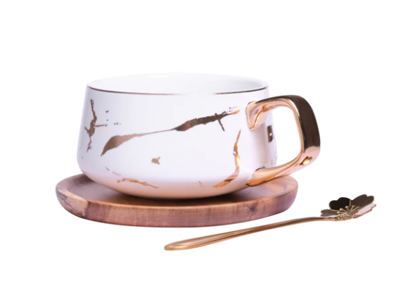 Kintsukuroi Cup in Black and White