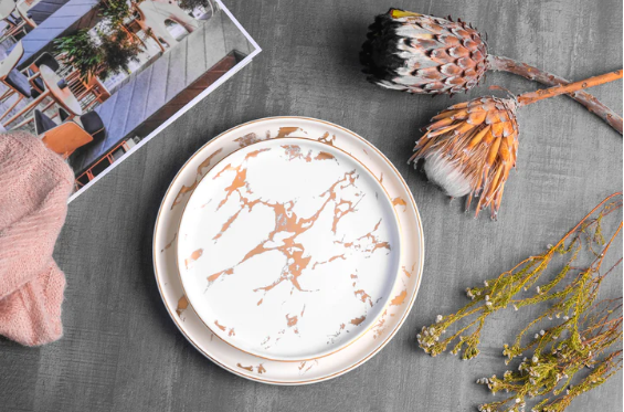 Kintsukuroi Dinner Plates 4pc Set in Black or White