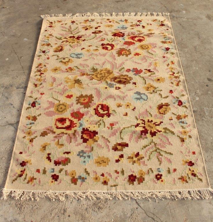 WOOL & COTTON BEIGE MULTI-FLORAL RUG