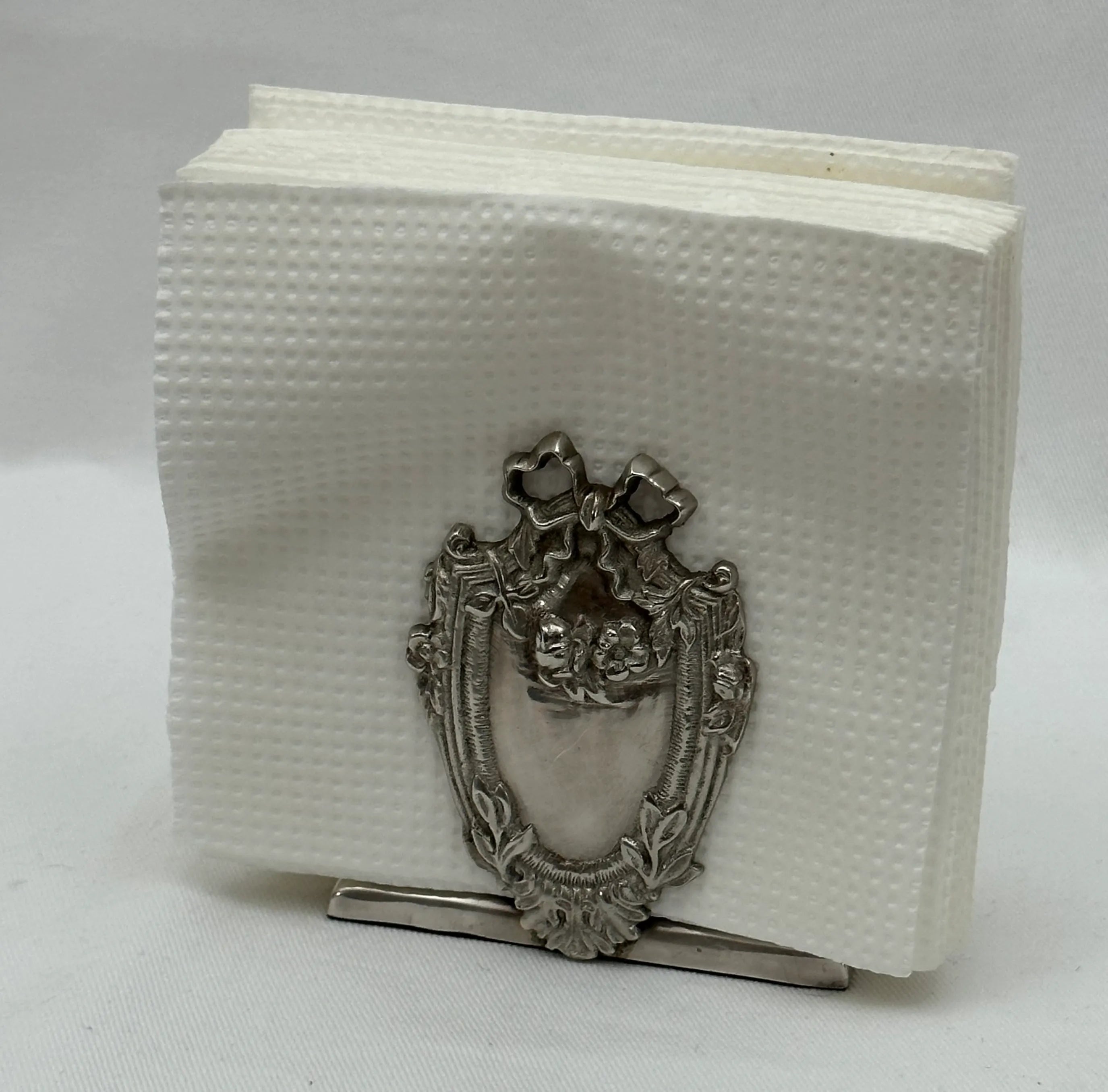 Marseille Napkin Holder