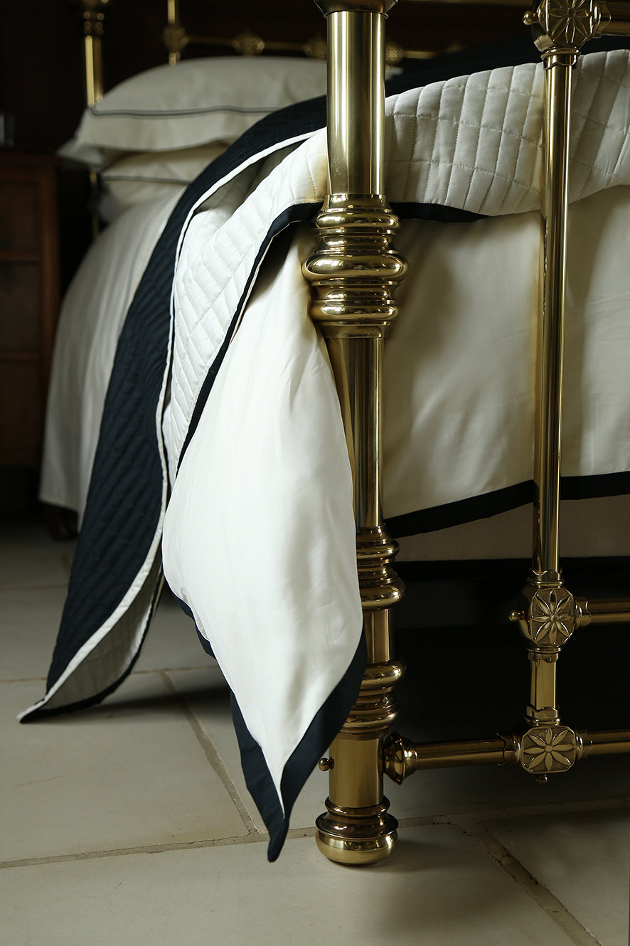 REED LINEN -Percale Two Row Cord Sheet Set