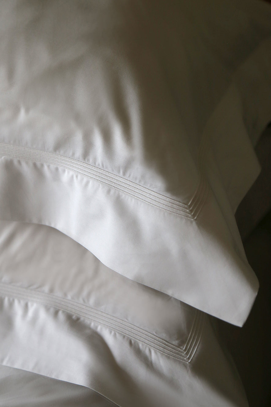 REED LINEN -Percale Four Row Cord Standard Pillowcases