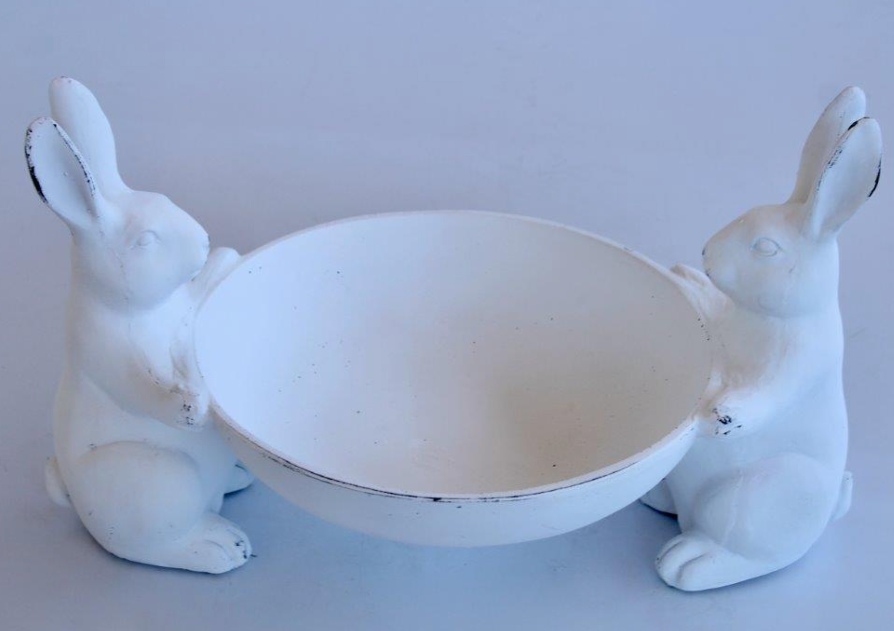 2 WHITE BUNNYS WITH BOWL
