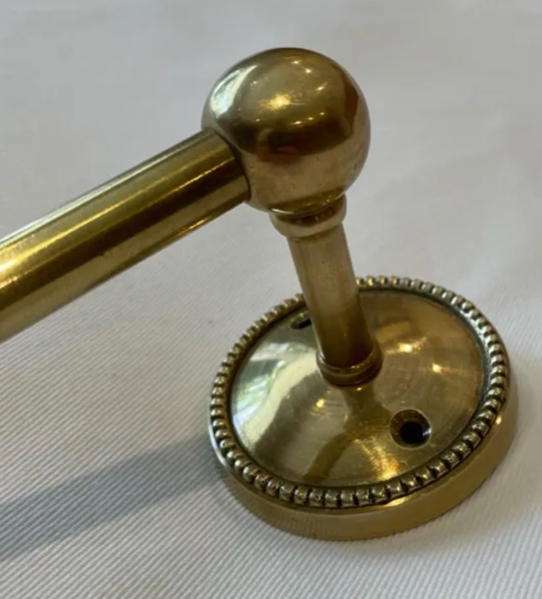 TOILET ROLL HOLDER BEADED BRASS