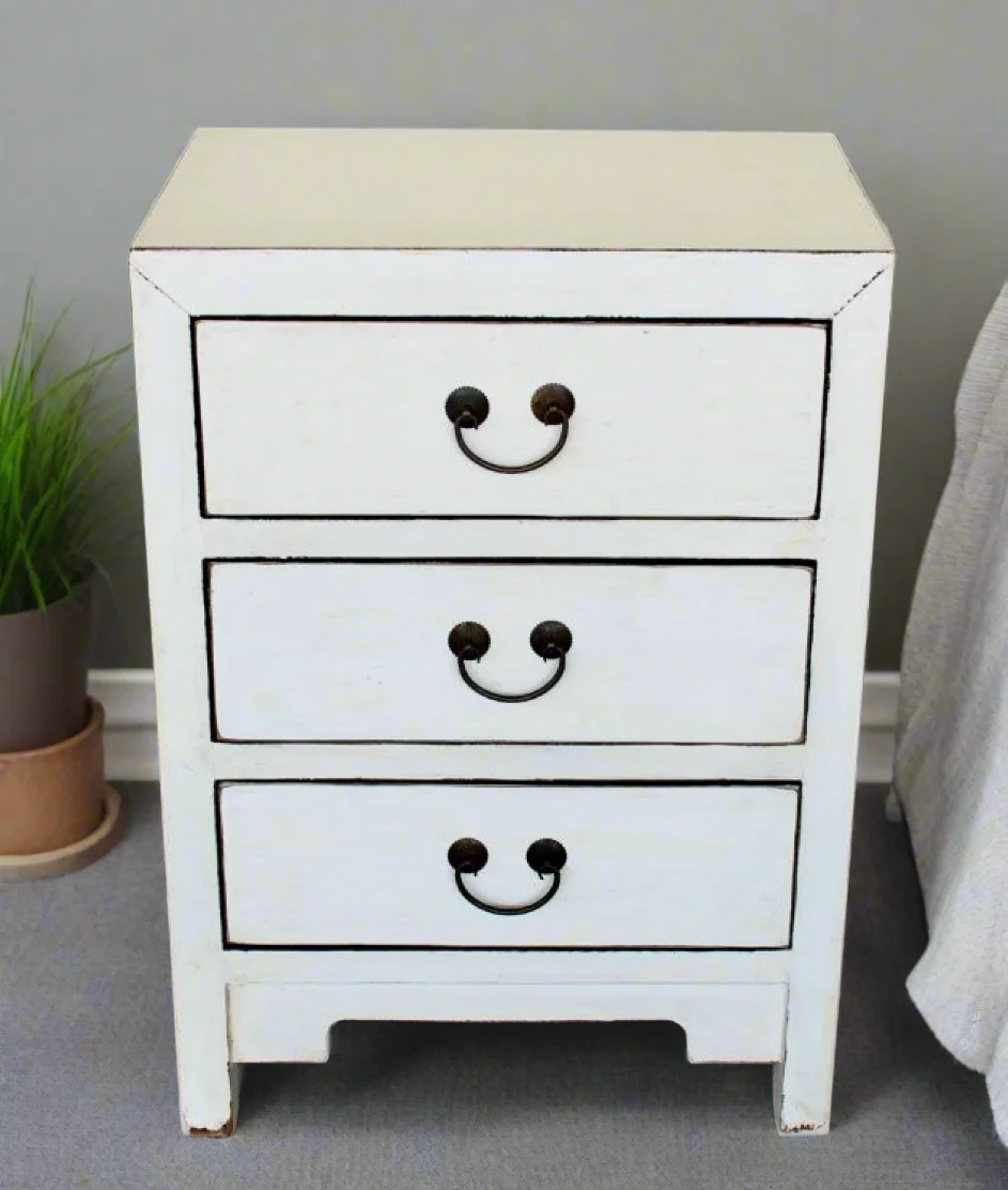 WHITE 3 DRAWER BEDSIDE TABLE