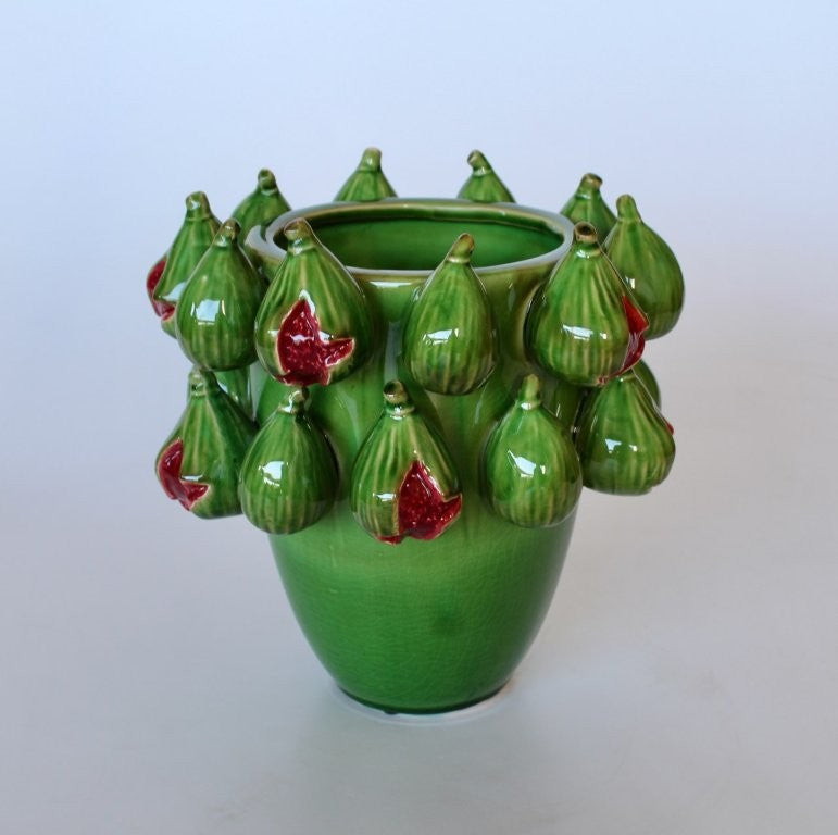 GREEN FIG VASE