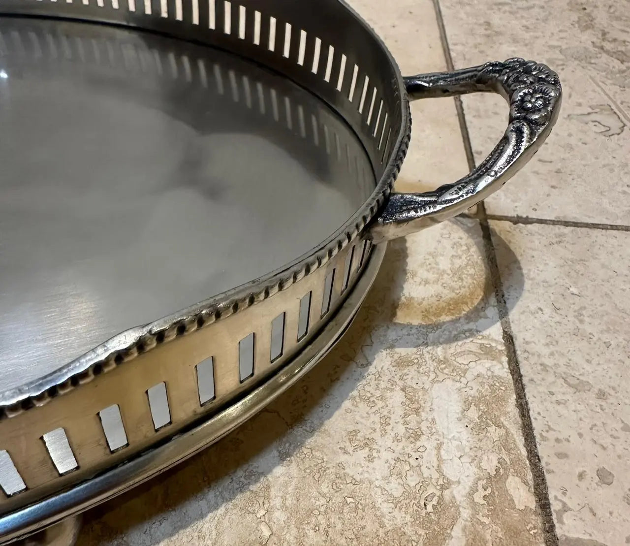 TRAY CLASSIC OVAL WITH BALL FEET