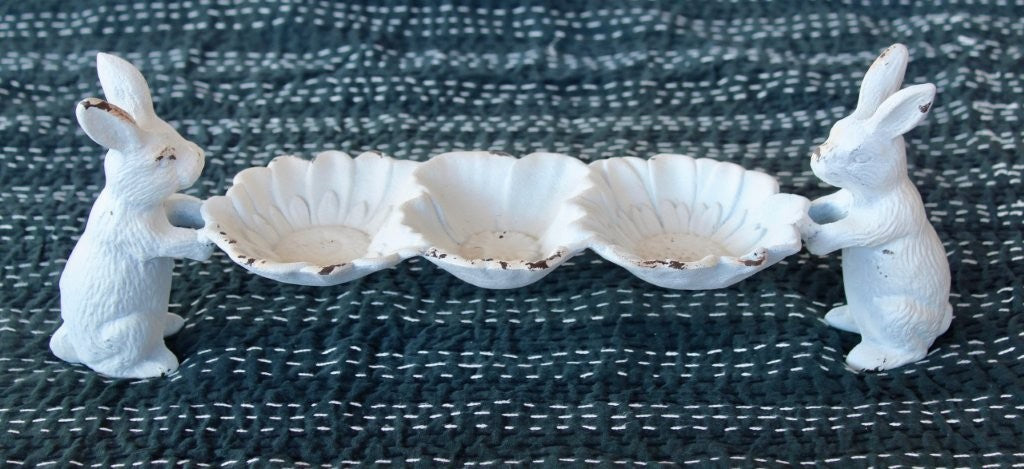 White Distressed Bunny Stand