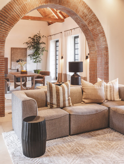 Ladismith Single Seat in Abbey Road Natura