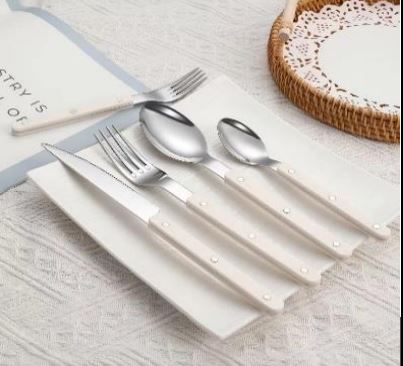 Louisiana 16 piece Cutlery Set in Ivory