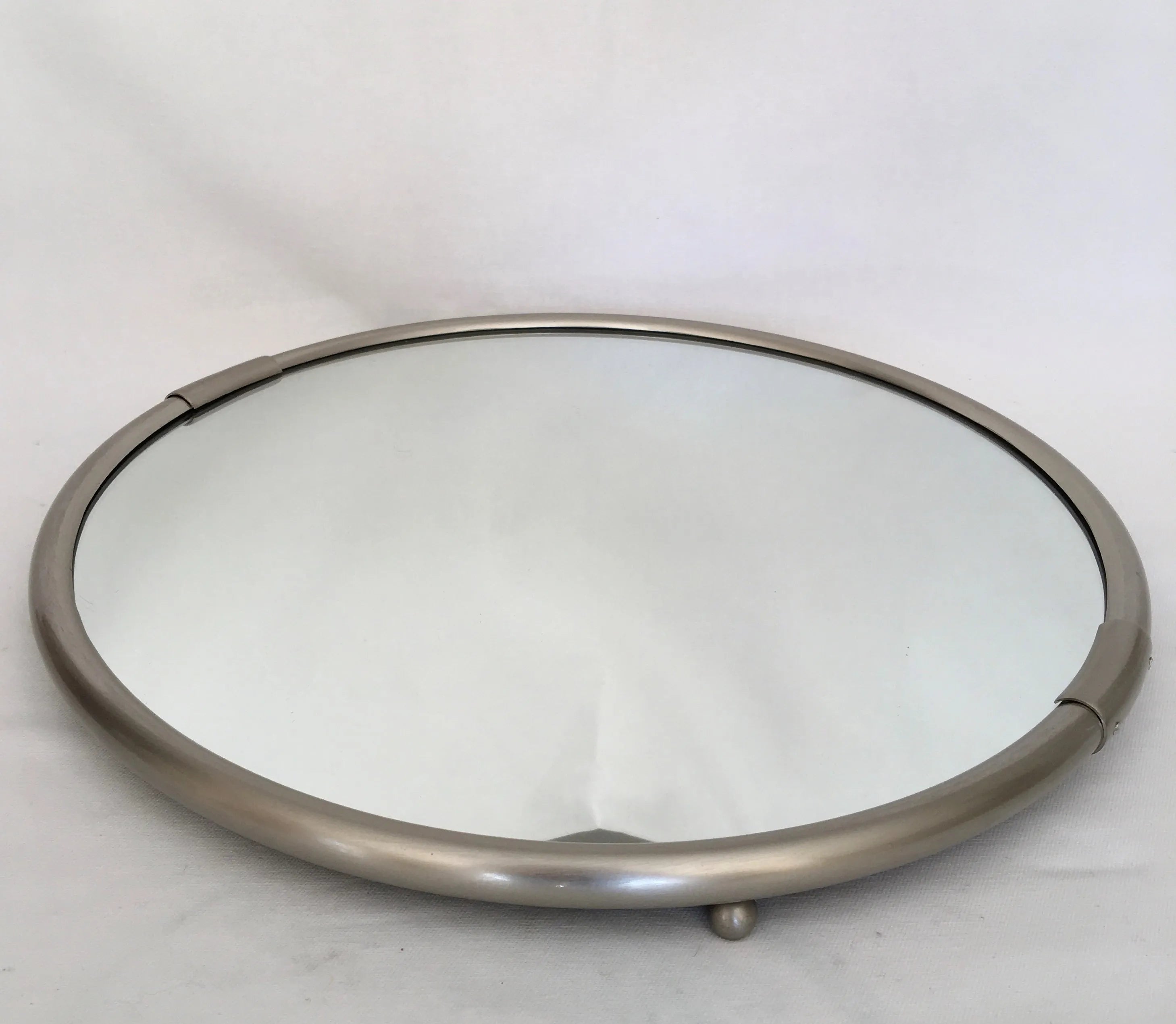 Tray Mirror Classic with Ball Feet Medium