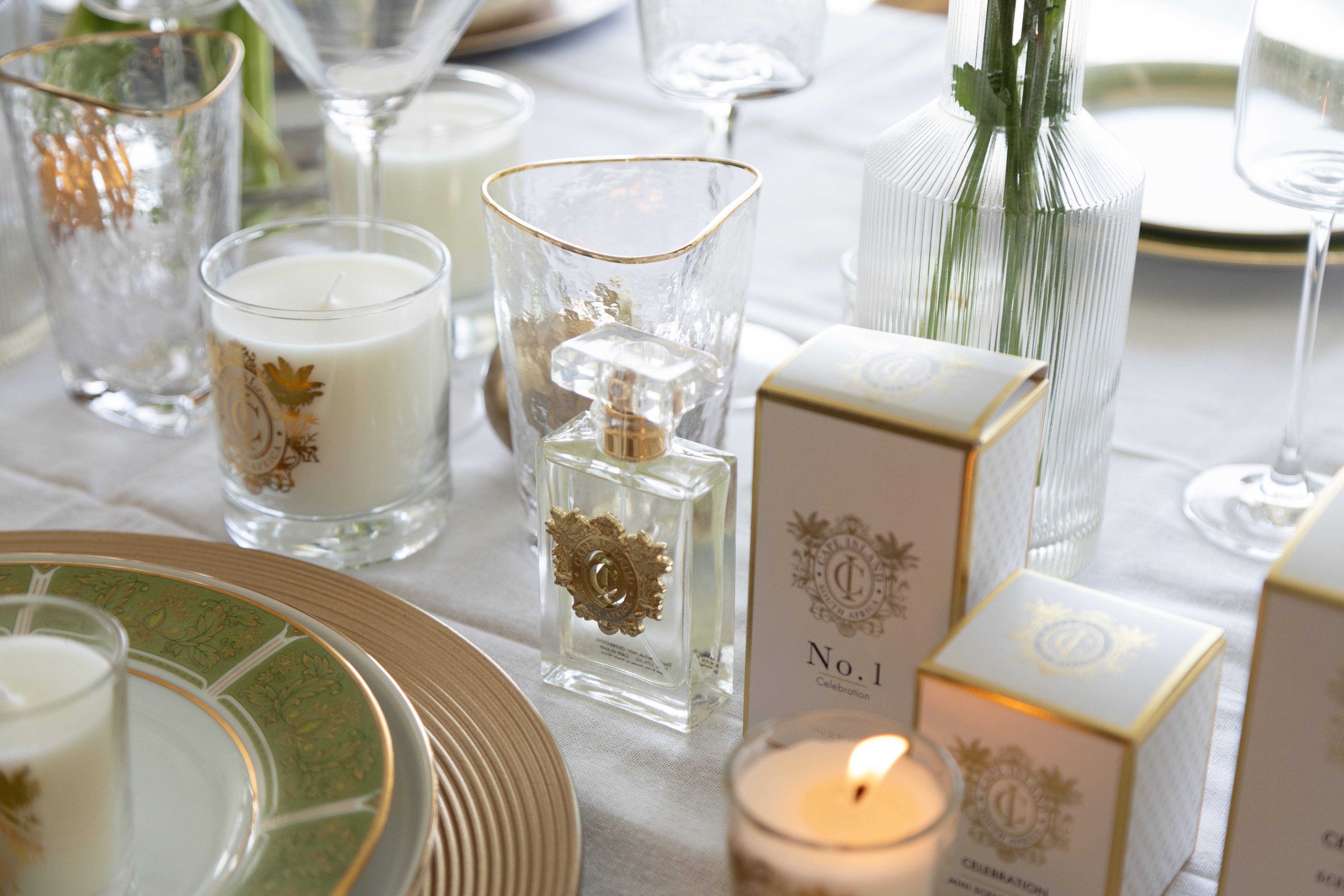 Cape Island - The White Collection Mini Candle