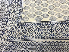 BLUE DOUBLE BORDER PRINTED SERVIETTE - NetDécor 