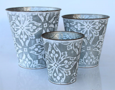 SET OF 3 METAL BINS OR PLANTERS - NetDécor 