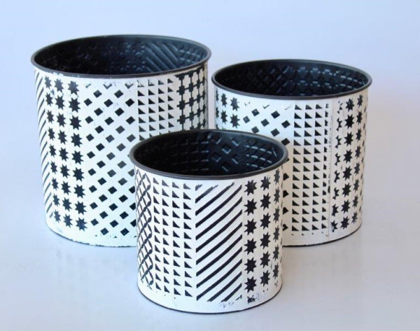 SET OF 3 BLACK GEOMETRIC METAL BINS - NetDécor 