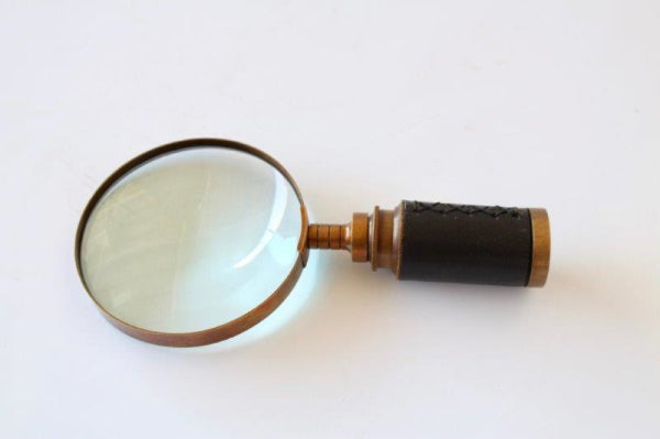 Bronze Magnifying Glass - NetDécor 