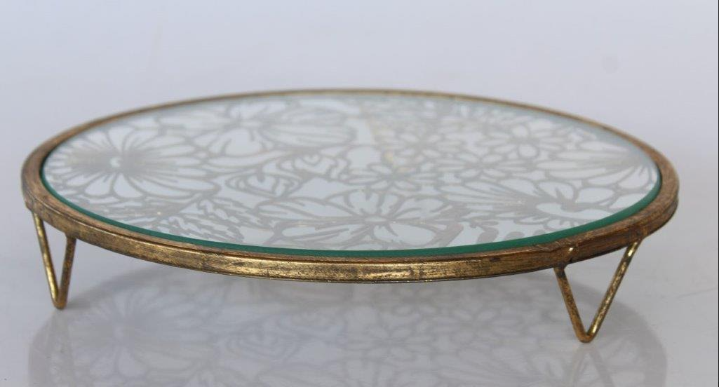 Round Metal Detail Cake Stand - NetDécor 