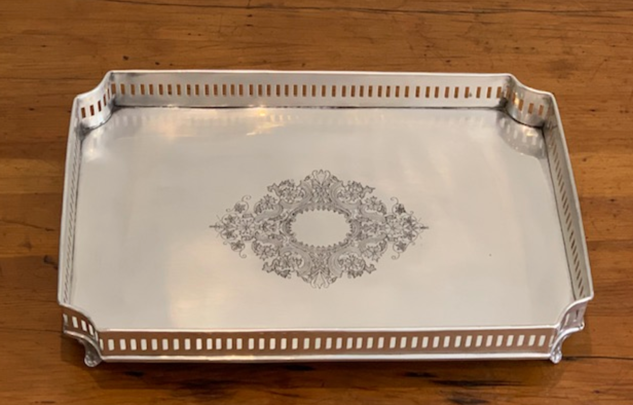 Queen Drinks Tray - NetDécor 