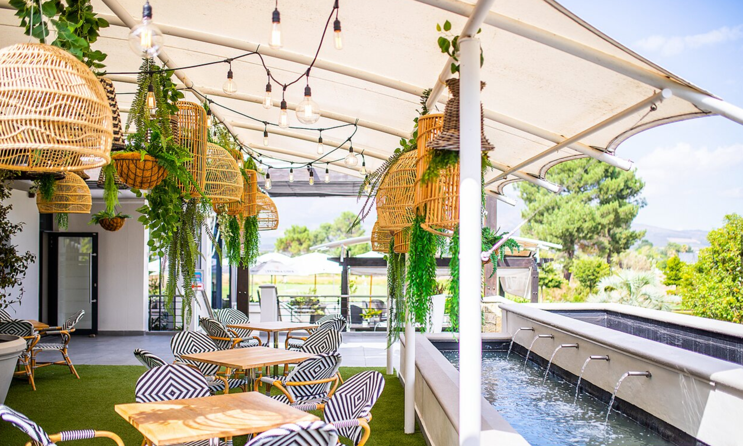 Natural Rattan Umbrella Stand - NetDécor 