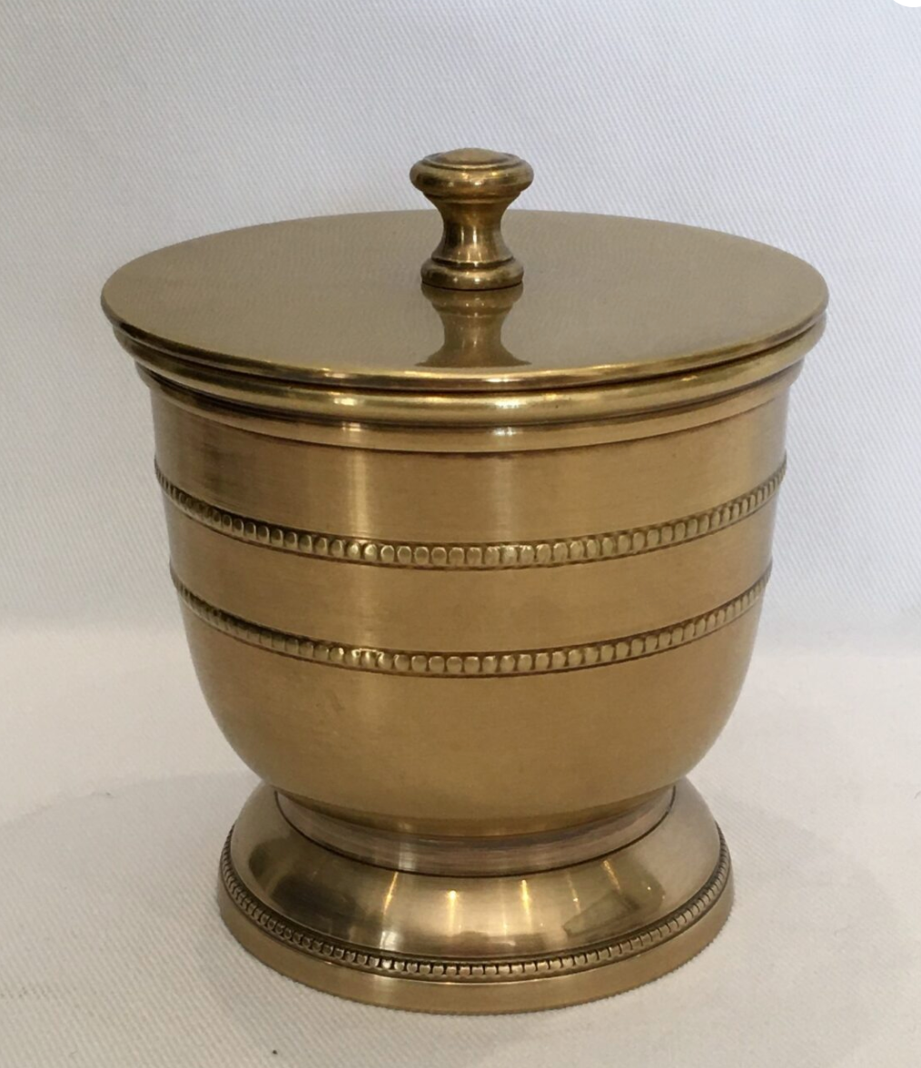 Beaded Brass Luxury Bathroom Accessories - NetDécor 