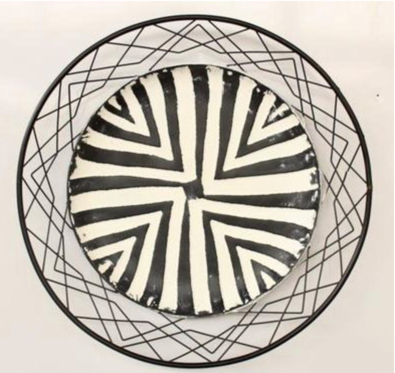 Black Metal Wall Hanging - NetDécor 