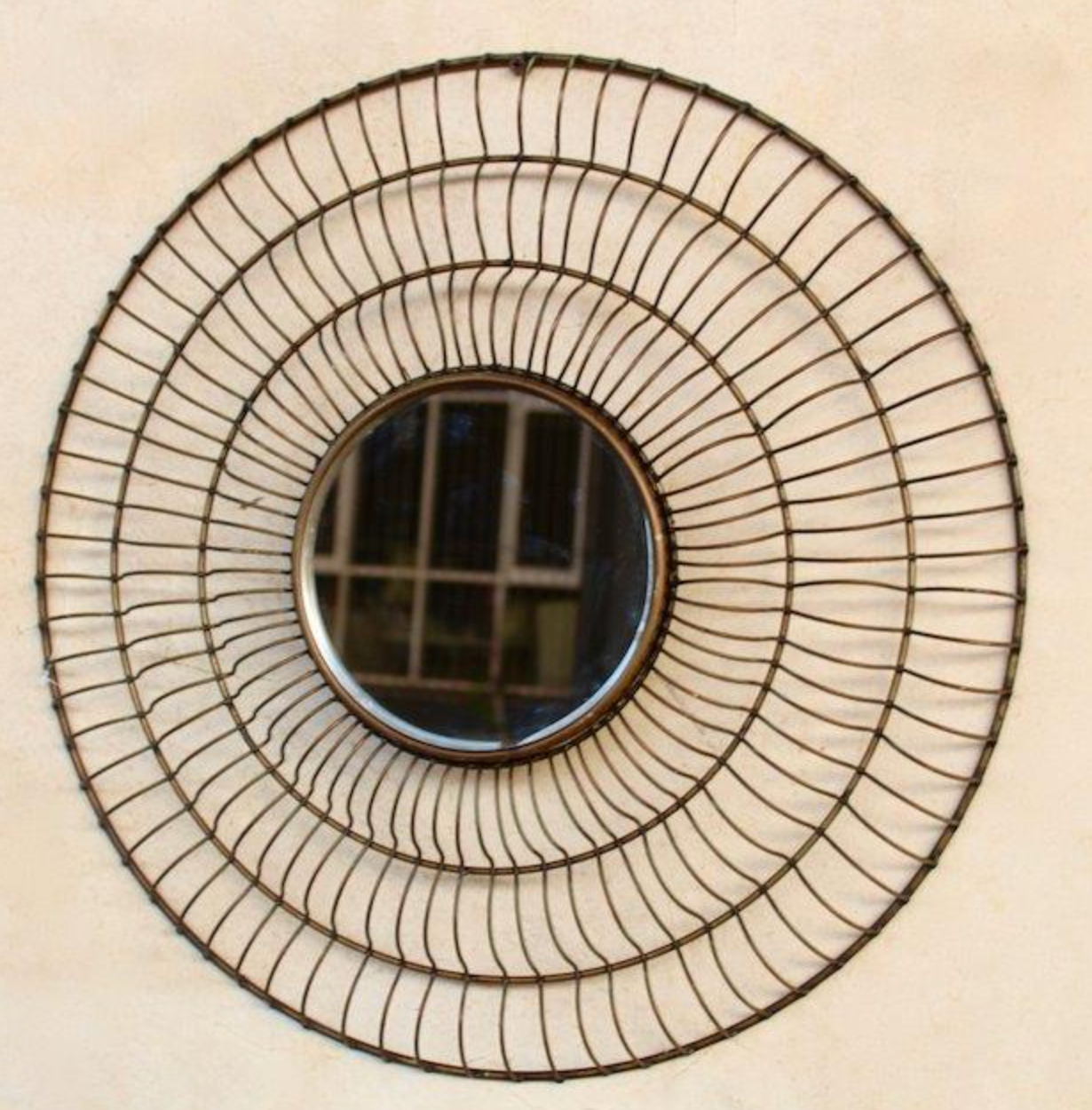 Round Metal Mirror - NetDécor 
