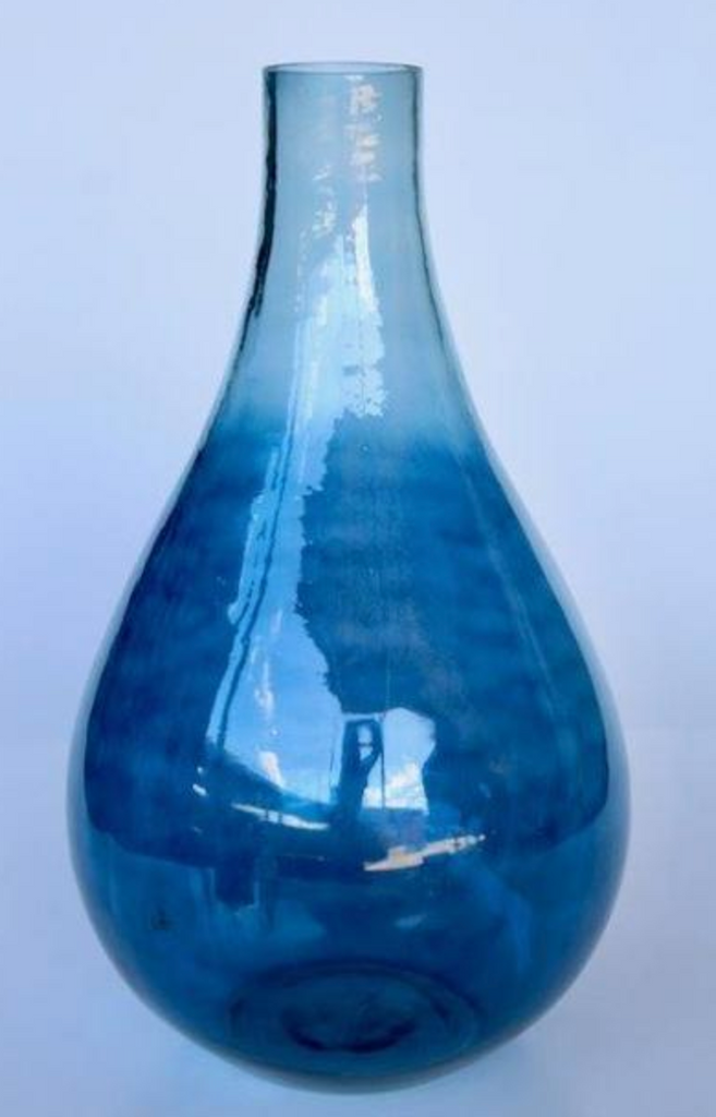 EXTRA LARGE BLUE OMBRE GLASS VASE - NetDécor 