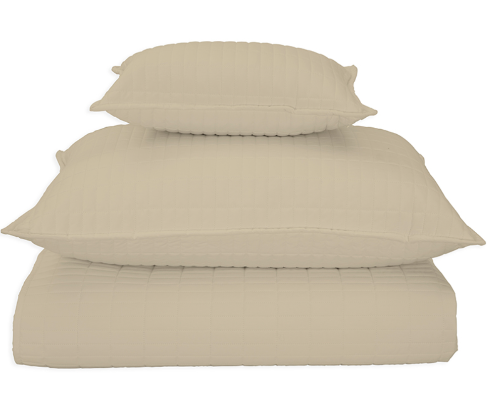 Reed Family Linen - Rectangle Quilted Pillowcases - NetDécor 