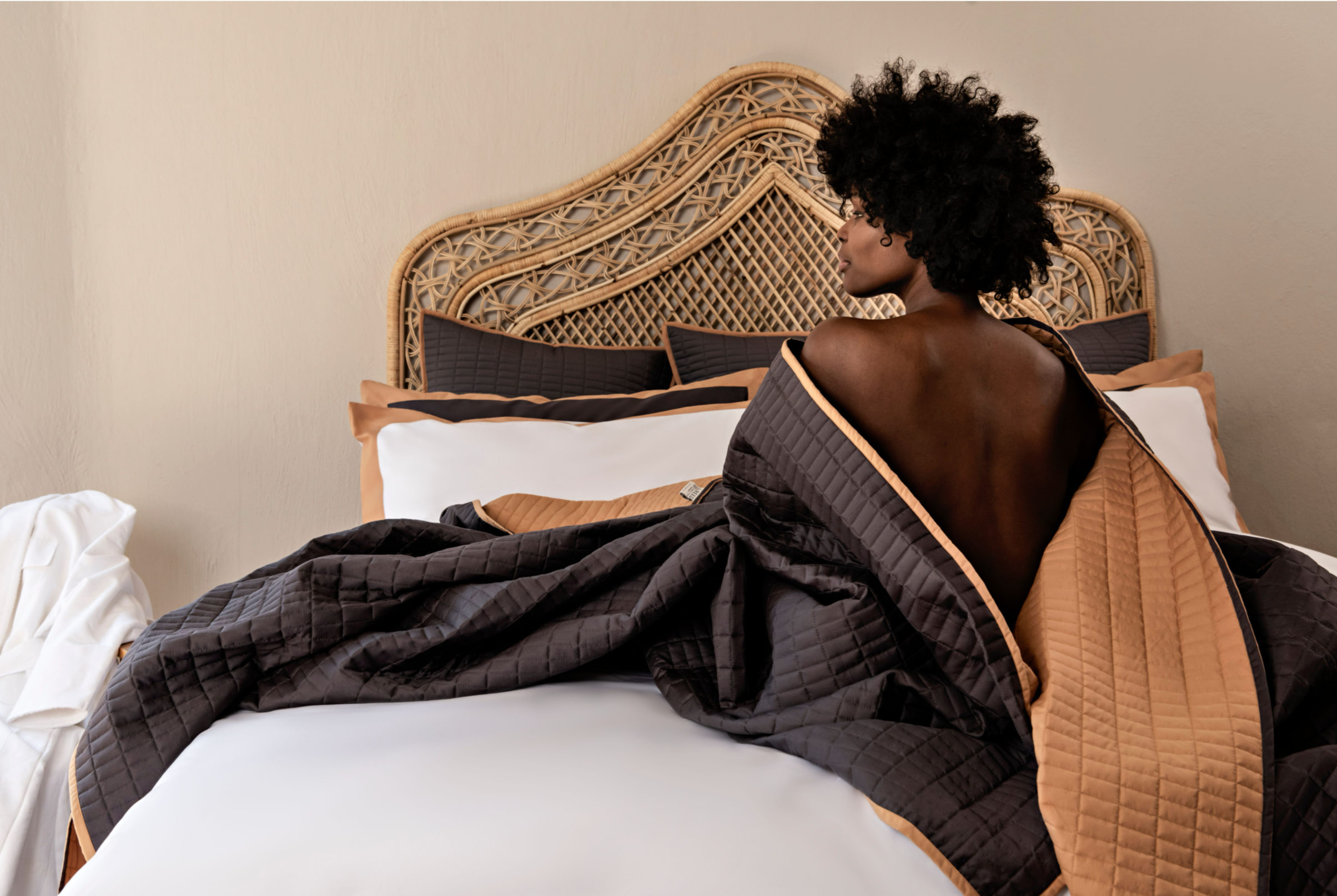 Reed Linen - Rectangular Charcoal & Tan Quilted BedSpread - NetDécor 