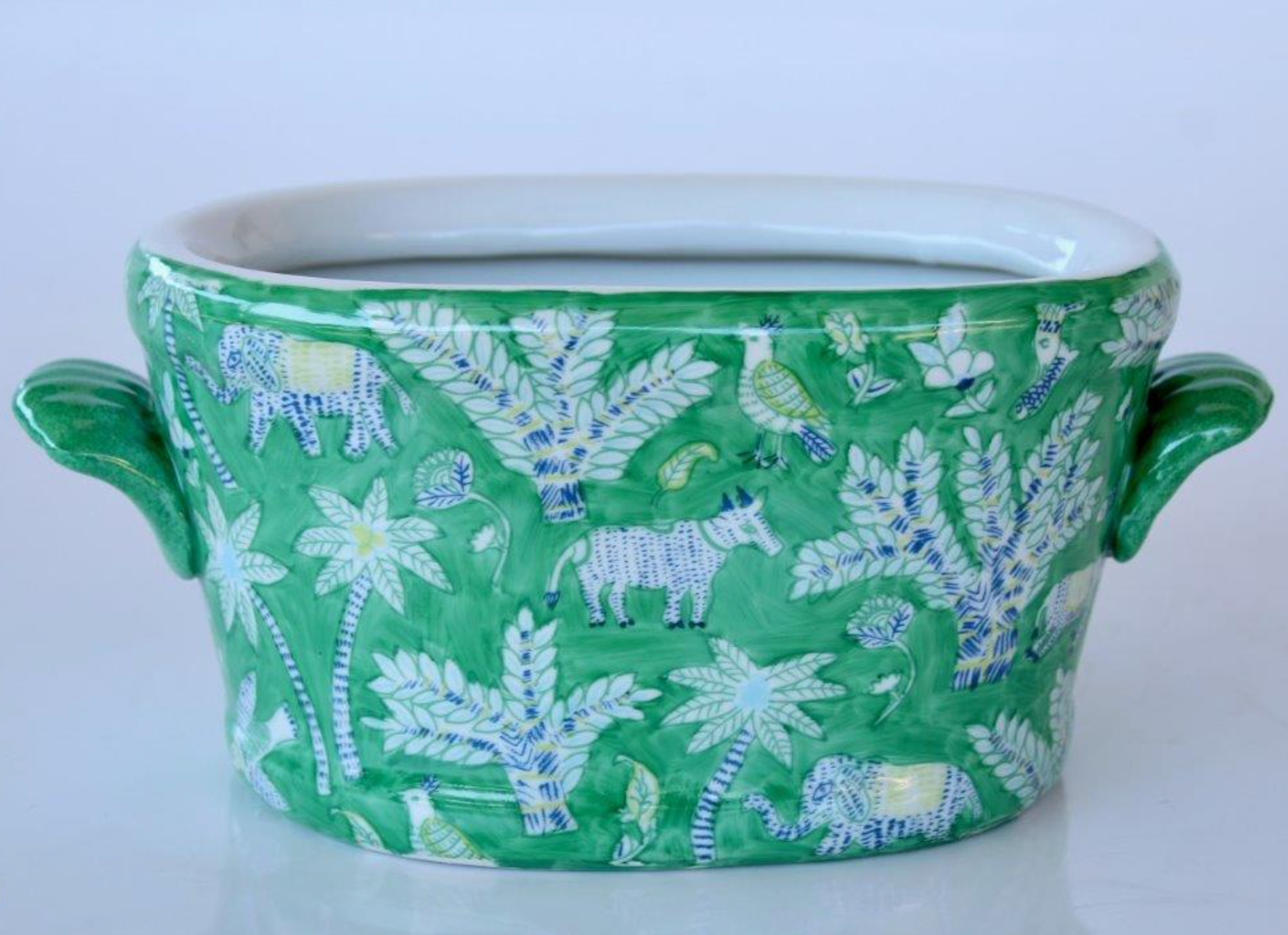 SMALL GREEN ANIMAL FOOT BATH - NetDécor 