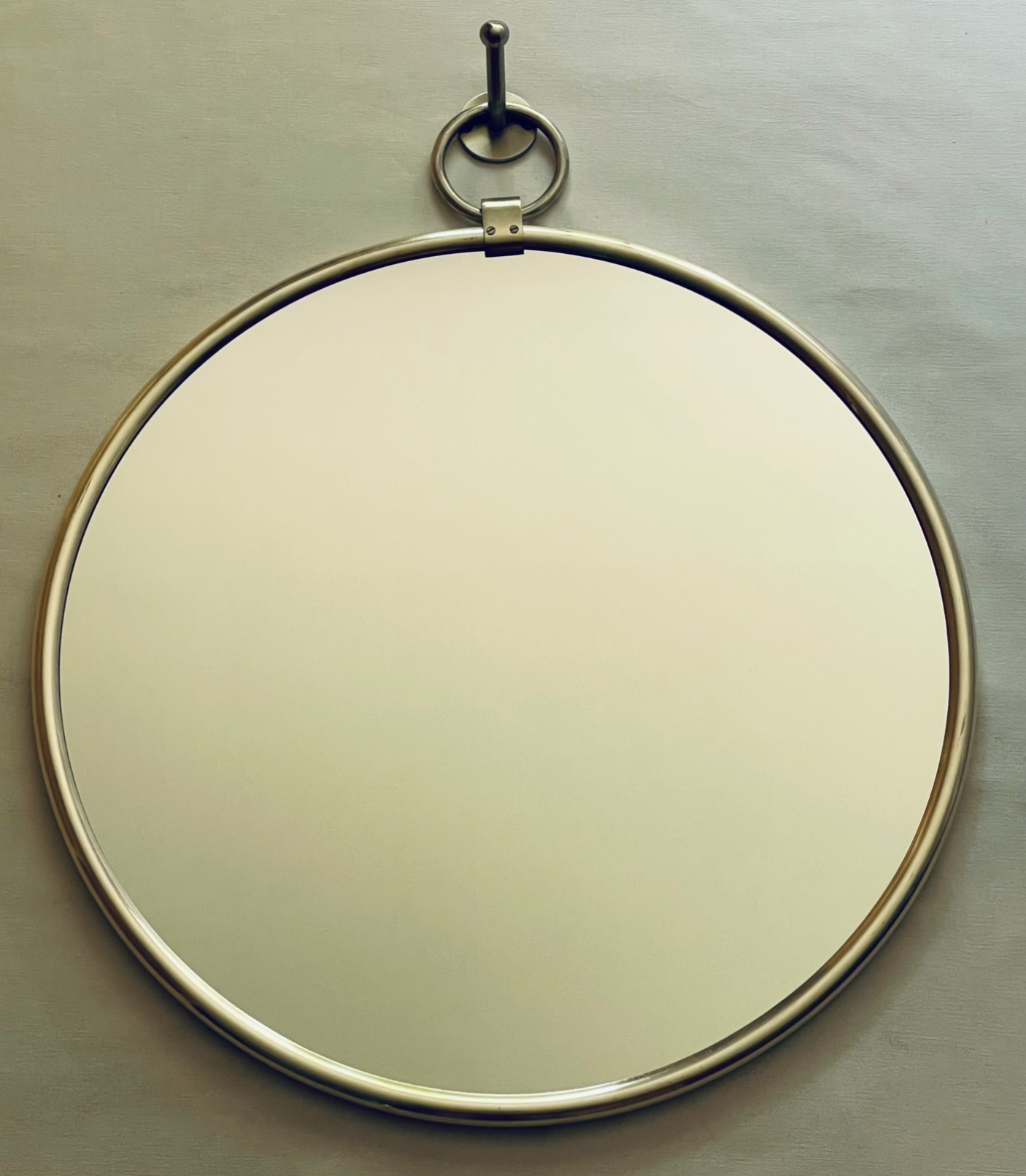 MIRROR ROUND CLASSIC WITH HOOK NEW - NetDécor 