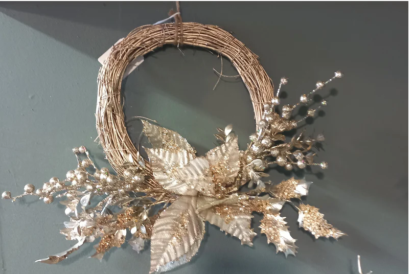 Gold Rattan Wreath - NetDécor 