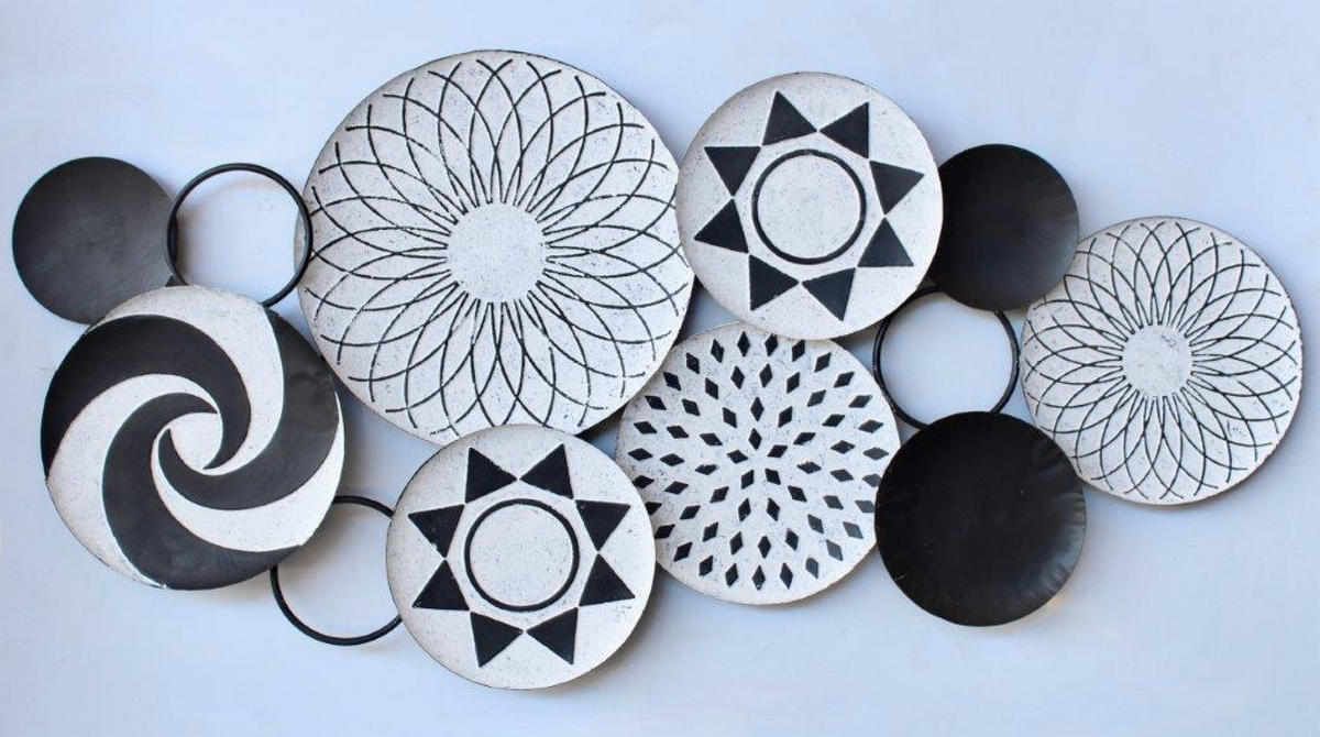 Black and White Metal Decor NetDécor