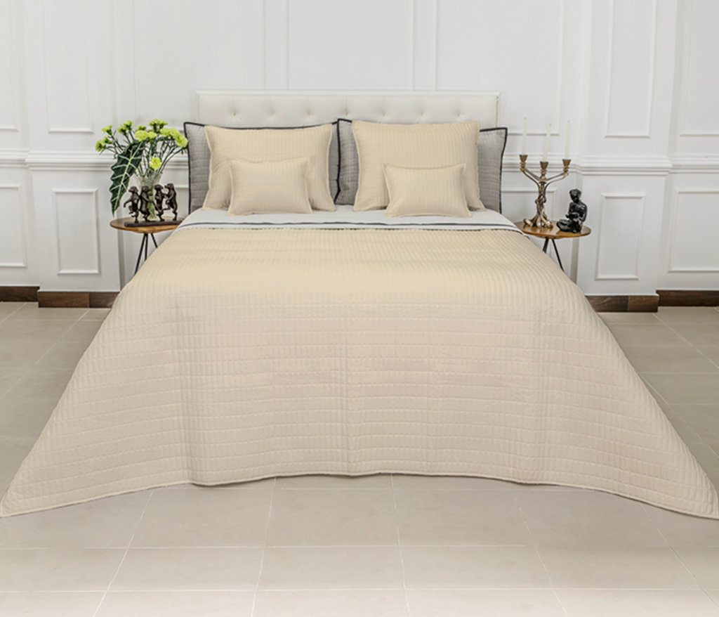 Reed Family Linen - Rectangle Quilted BedSpread - NetDécor 