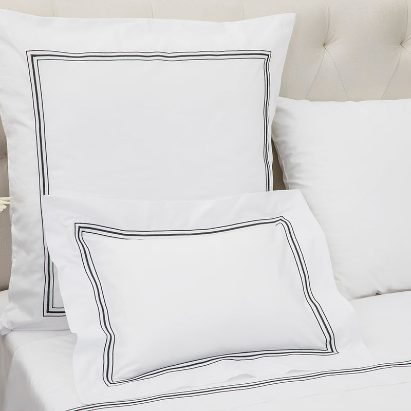 Percale Hurlingham White Black Decorative Pillowcase - NetDécor 