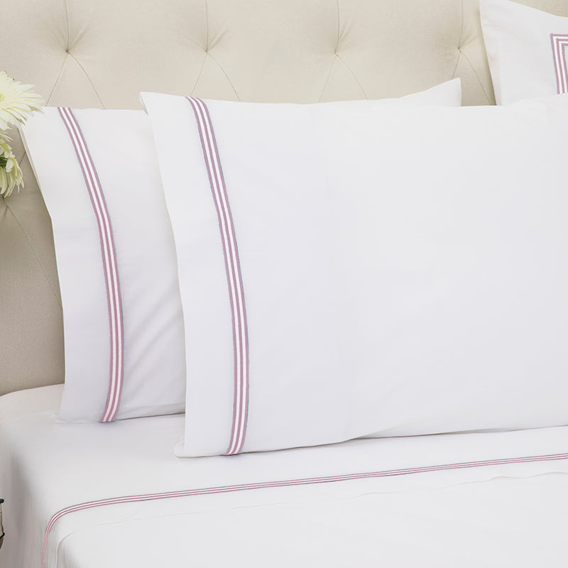 Percale Trafalgar White Blush Standard Pillowcase - NetDécor 
